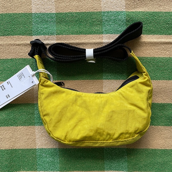 NEW BAGGU Mini Nylon Crescent Bag - Picture 9 of 13